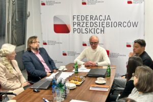 Zdjęcie 1 z 3: PHOTO-2025-12-10-11-34-36 (1)