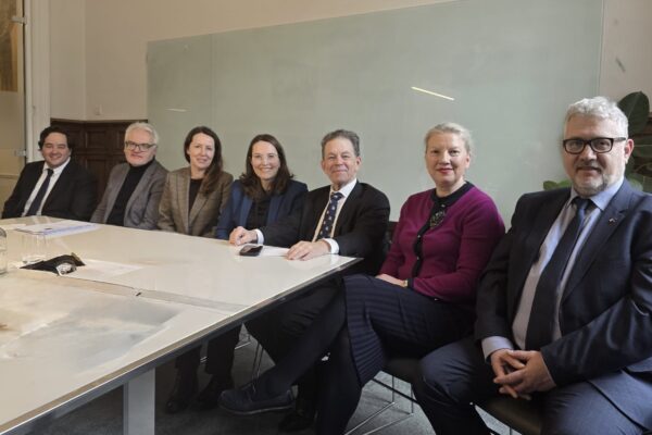 Spotkanie z legendą ekonomii w Brukseli