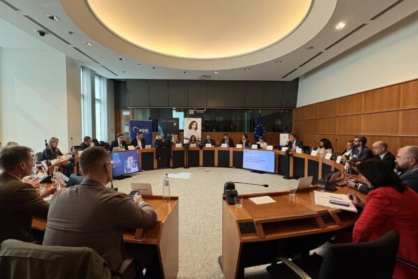 W Parlamencie Europejskim rozpoczął się Europejski Szczyt e-Commerce 2026.