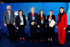 Zdjęcie 20 z 36: Blue_Deal_Congress_1111